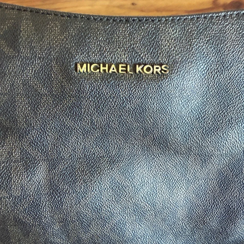 Michael Kors Signature Monogram Shoulder‎ Bag Brown Leather Broken Strap AS IS